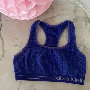 Calvin Klein Sports Bra Sz S color Purple